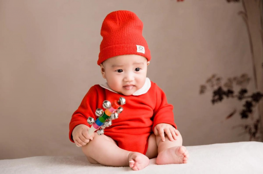 安岳宝宝睡觉头发出汗 安岳宝宝睡觉头发出汗